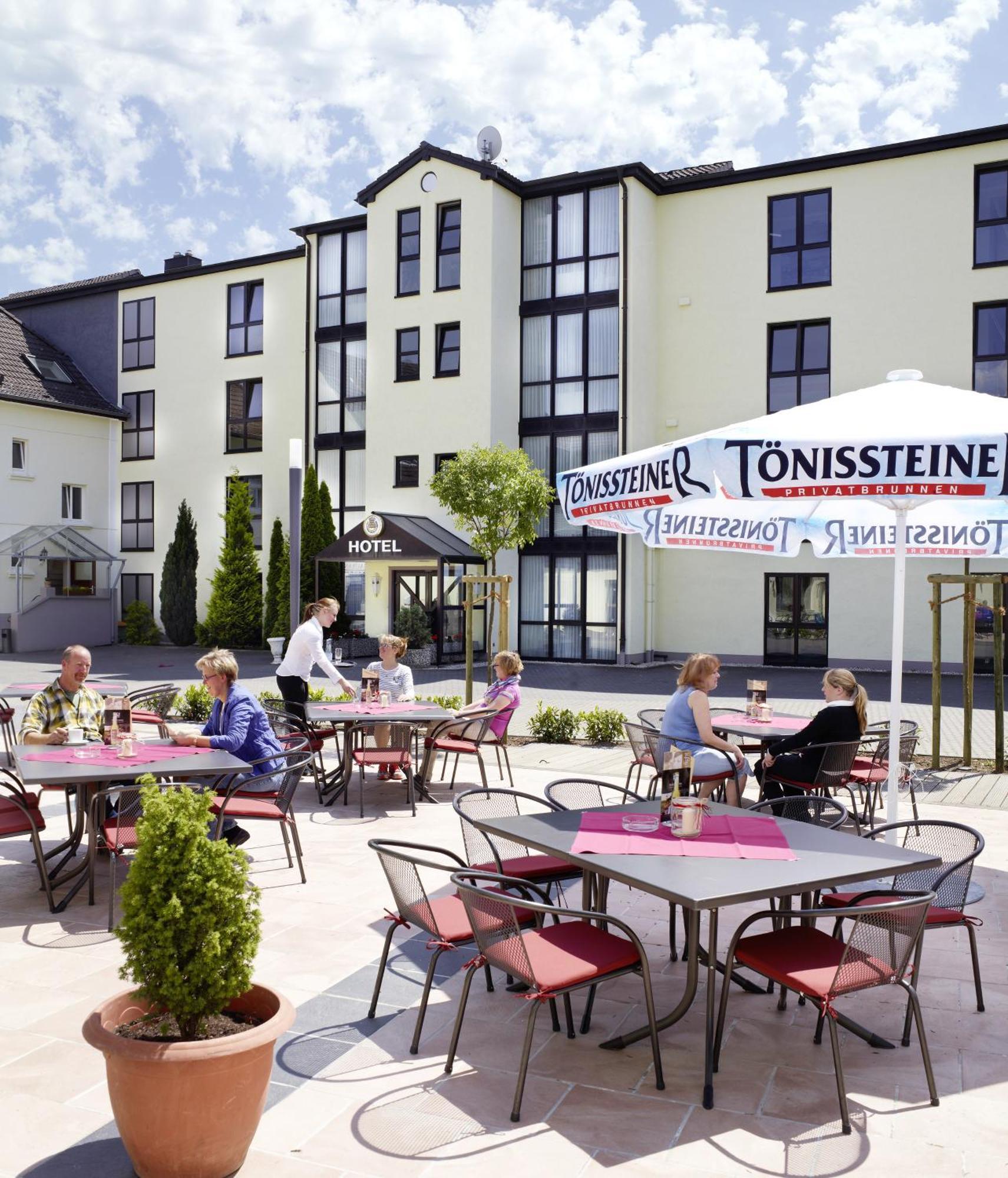 Hotel Landsknecht Uckerath Eksteriør billede